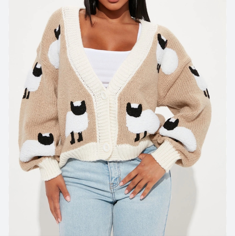 Debut 3D Sheep Knit Sweater Size Large